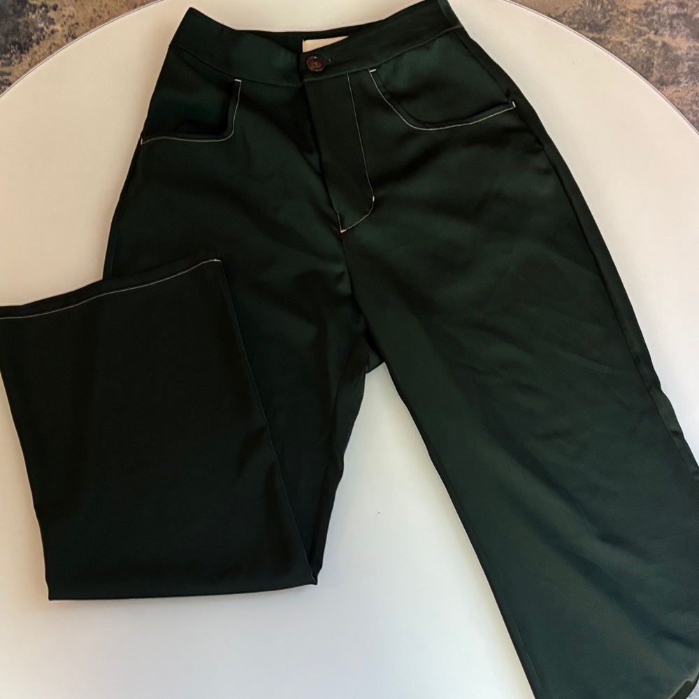 CAPULET GREEN FLARED SILK LIKE PANTS